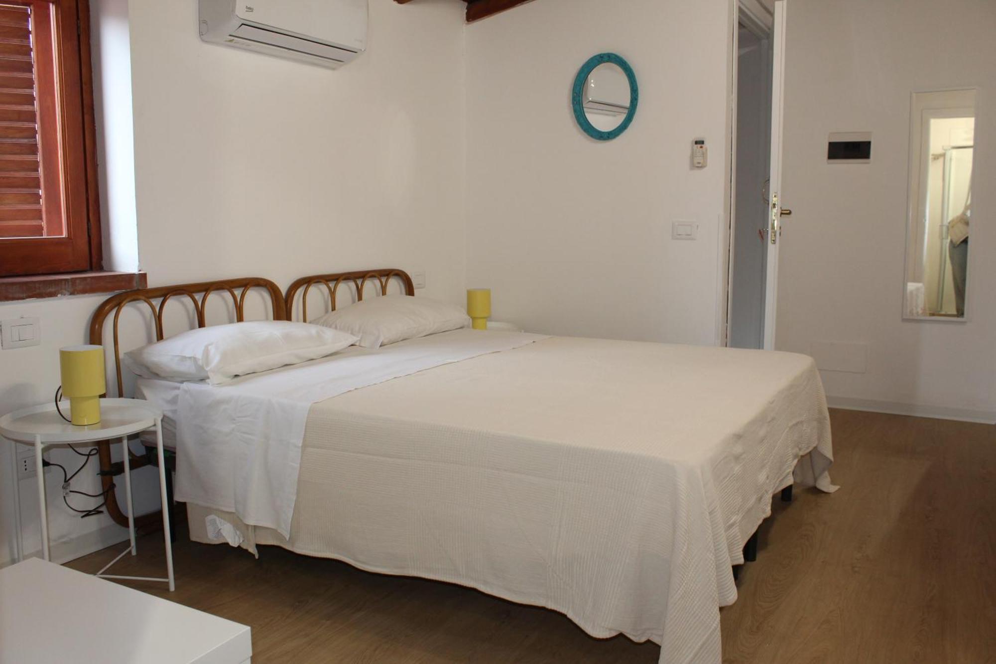 Terrasini 2000 Home Holidays Luaran gambar