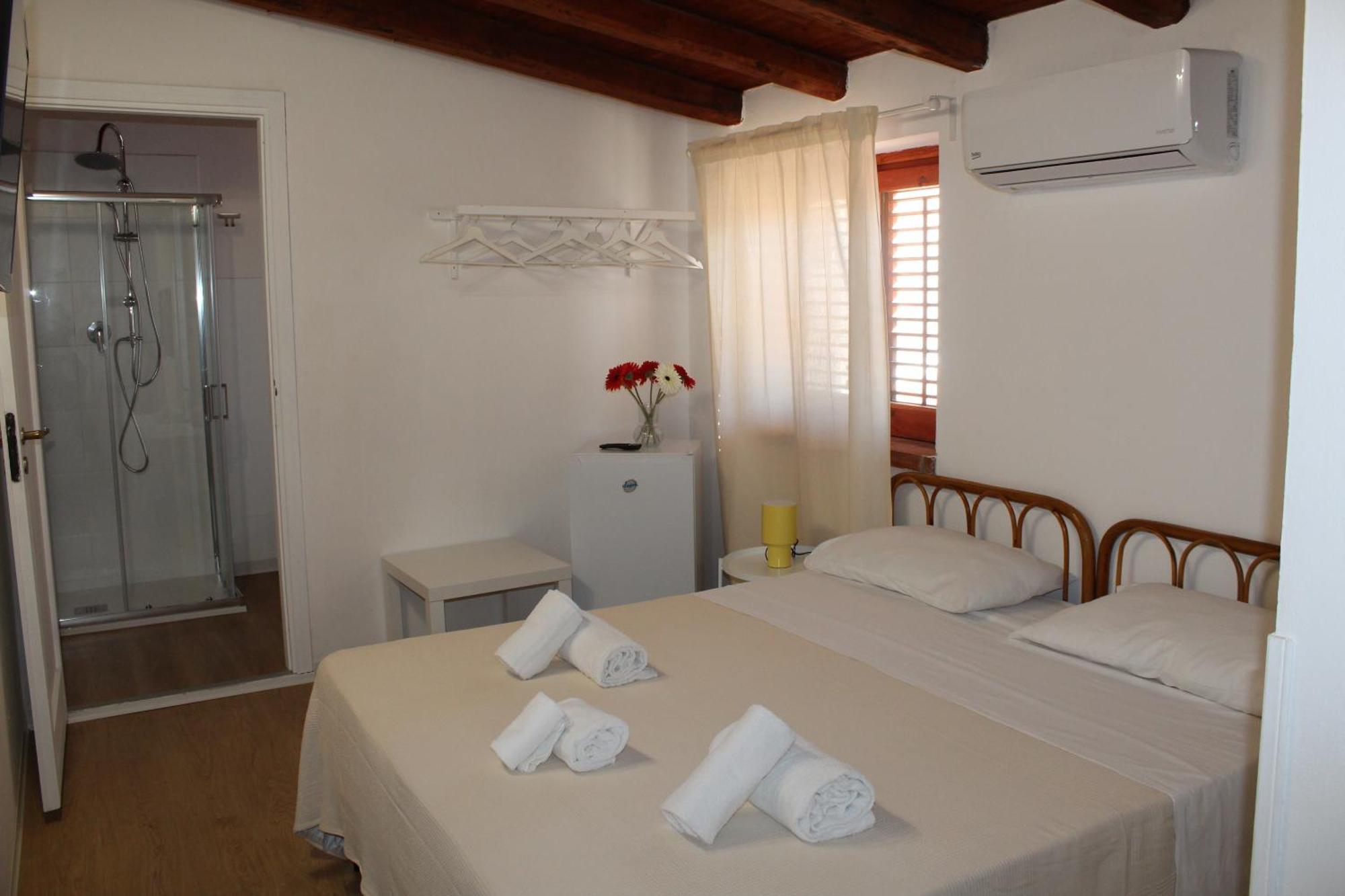 Terrasini 2000 Home Holidays Luaran gambar