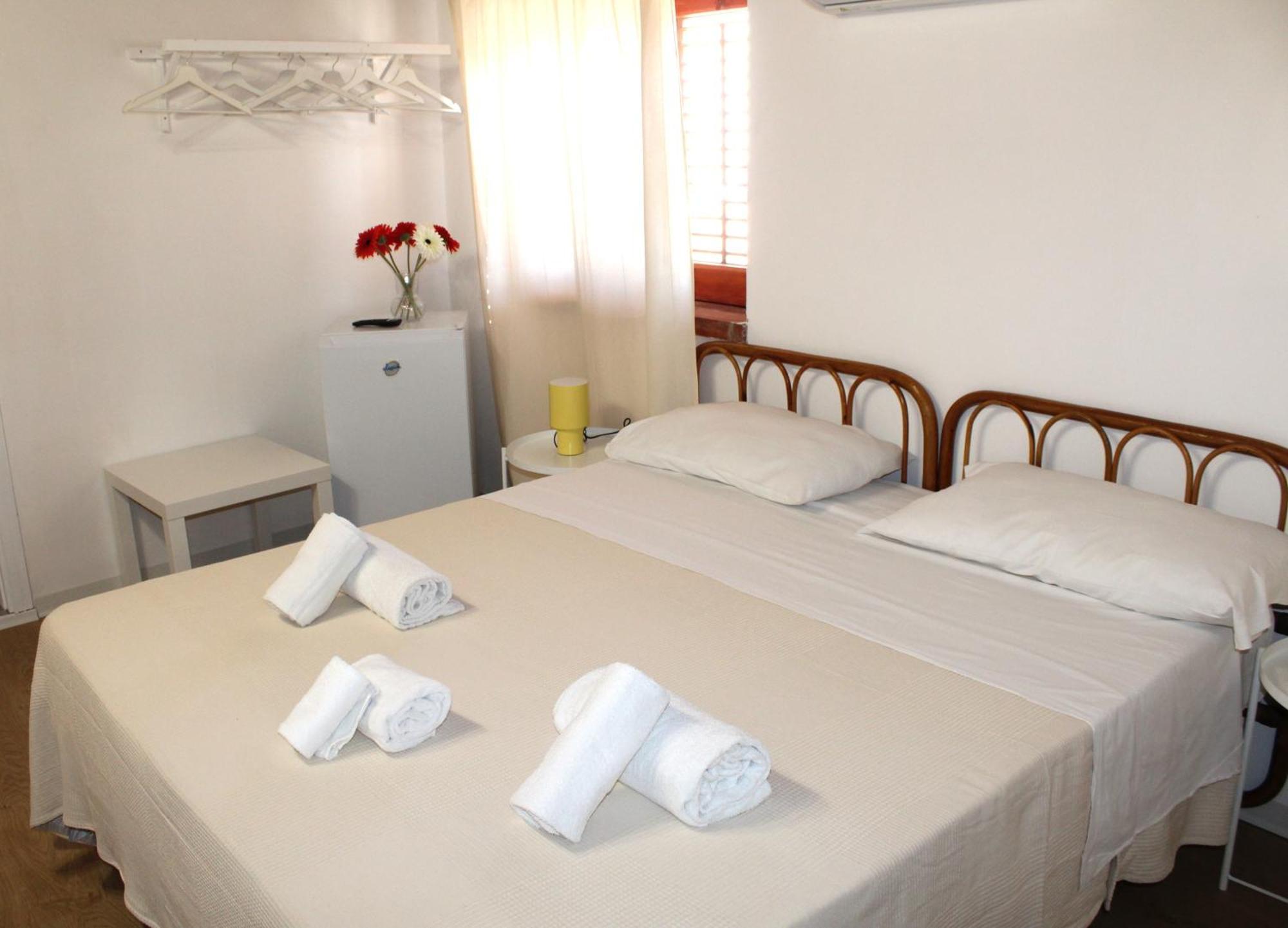 Terrasini 2000 Home Holidays Luaran gambar