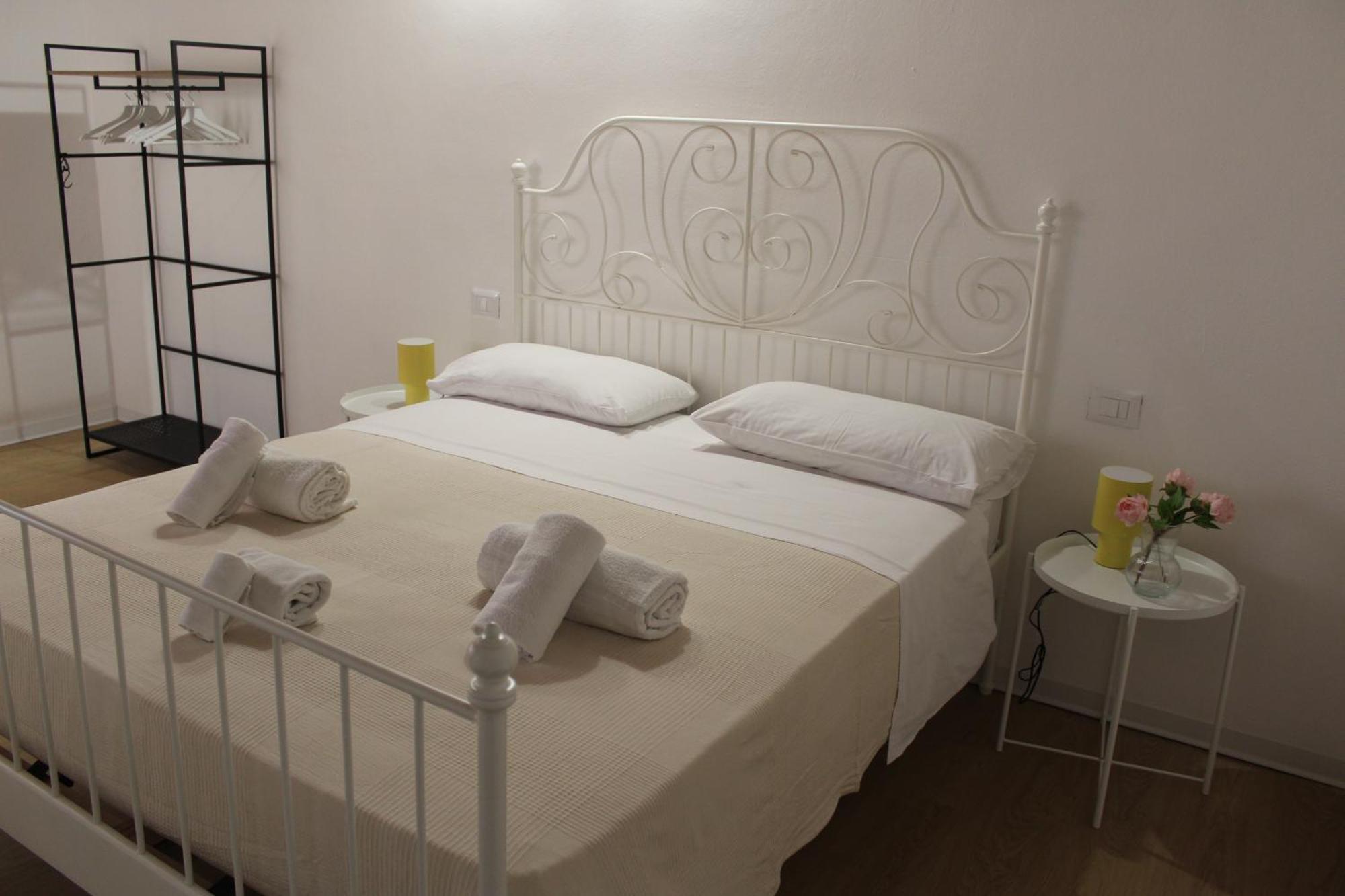 Terrasini 2000 Home Holidays Luaran gambar